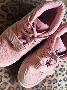 Nike Men’s Pink Air Strap Sneakers Air force